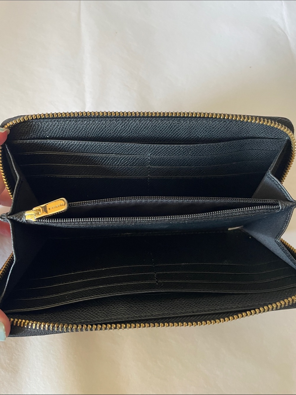 Coach wallet Black Zip-Around Saffiano Wallet with Gold Hardware - Picture 5 of 10